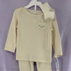 Carter’s 3-Piece Neutral Duck Pocket Outfit Set – 9 Months (Top, Pants & Socks)